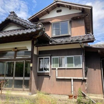 Traditional Japanese Kominka Exterior Before Restoration